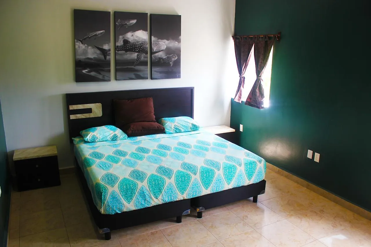 Quintana Roots Hostel Tulum